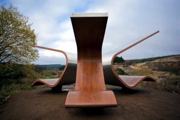 Janus Chairs-a project on the border between art and chair design