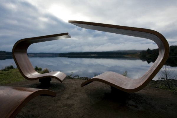 Janus Chairs-a project on the border between art and chair design