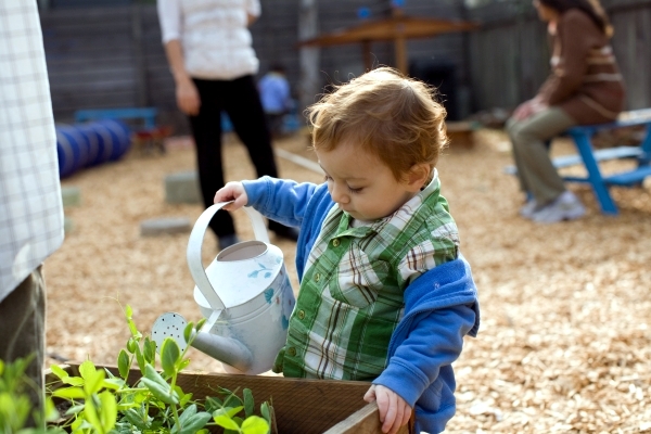 Make the garden with children and for children - Tips for Parents