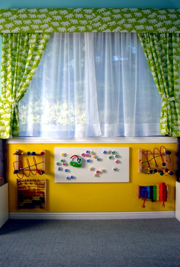 Make the play area in the children's imaginative and playful