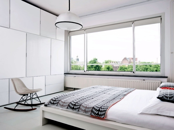 Minimalist design furniture - the bookshelf of Renier de Jong