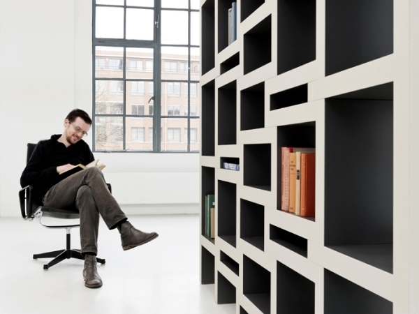 Minimalist design furniture - the bookshelf of Renier de Jong