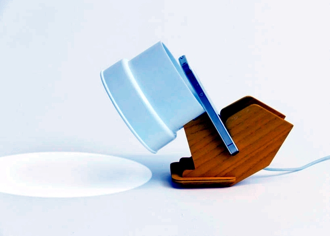 Night lamp smartphone? Mobile phone charger with a new function