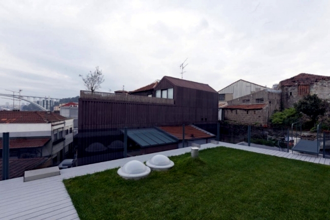 Outeiro House of Ezzo - for example exclusive home renovation