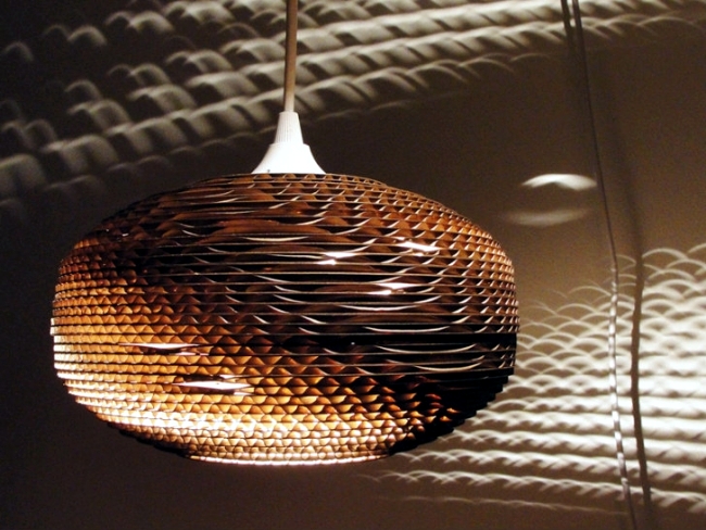 Pendant luminaire design with environmentally friendly concept - "Scraplights"