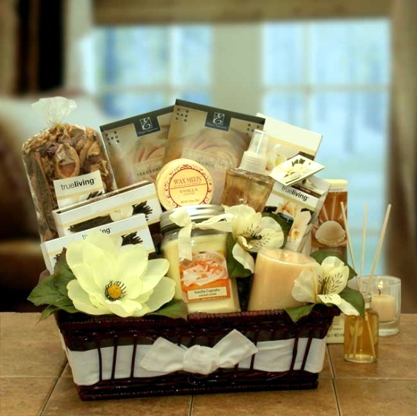Prepare gift baskets for Mother's favorite things with myself