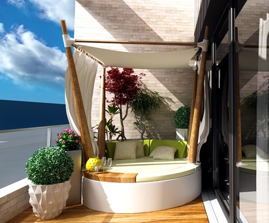 Privacy for the balcony - versions in wood, plants and awnings