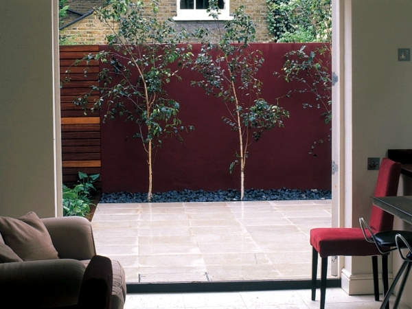 Screening fence or garden wall - 102 Ideas for Garden Design