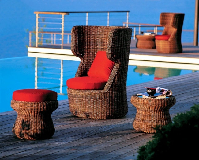 Set in a Mediterranean style garden paradise - Rattan Garden Furniture