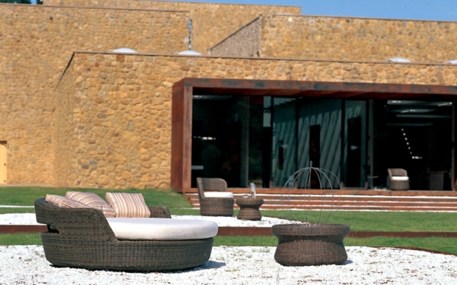 Set in a Mediterranean style garden paradise - Rattan Garden Furniture