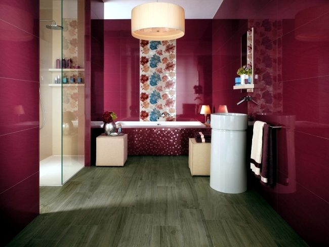 Shiny bathroom tile by Atlas Concorde - Italian elegance in the bathroom