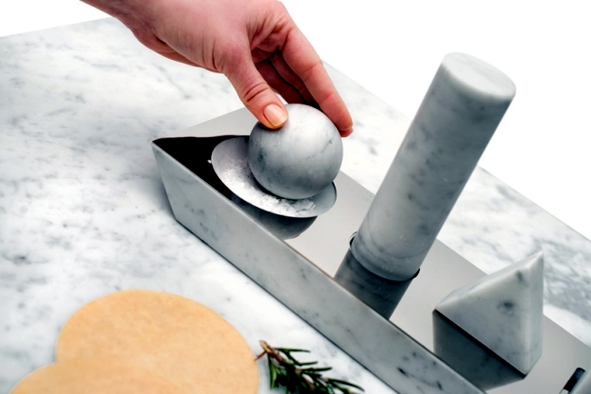 Simple designer kitchen utensils set made of marble Studio Lievito