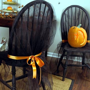 Spooky Halloween decoration - transform your home into a haunted house