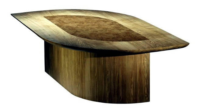 The extendable dining table with architectural look of Matthew Burt