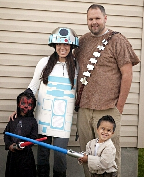 Top 35 funniest Halloween costumes for couples, children and animals