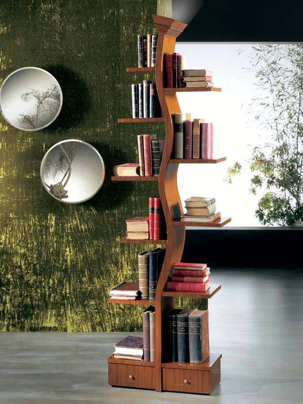 Unusual bookcase design of Carpanelli as flat-highlight