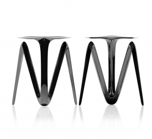 Unusual chair design made of carbon fibers by Alvaro Uribe
